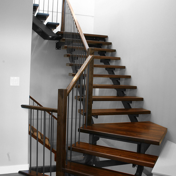 Metal Grill Railing Stairs Design, Are Hardwood Stairs Safe